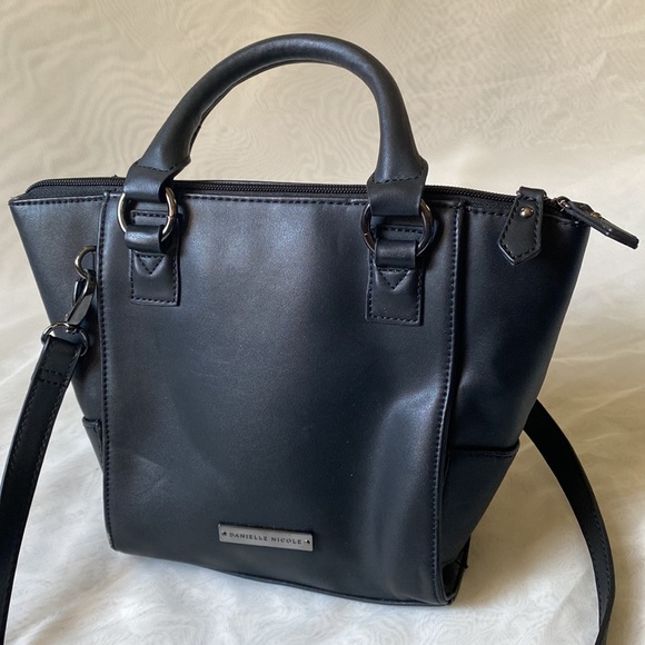 Danielle Nicole Grey Black Fleece satchel with crossbody strap, handbad NWOT - Picture 2 of 8